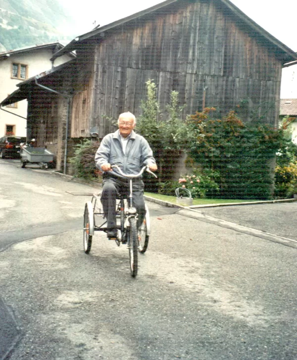Erwin mit Dreirad